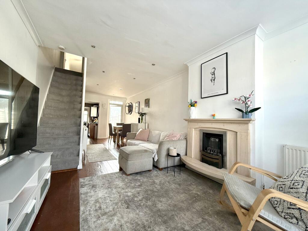 Living/Dining Room