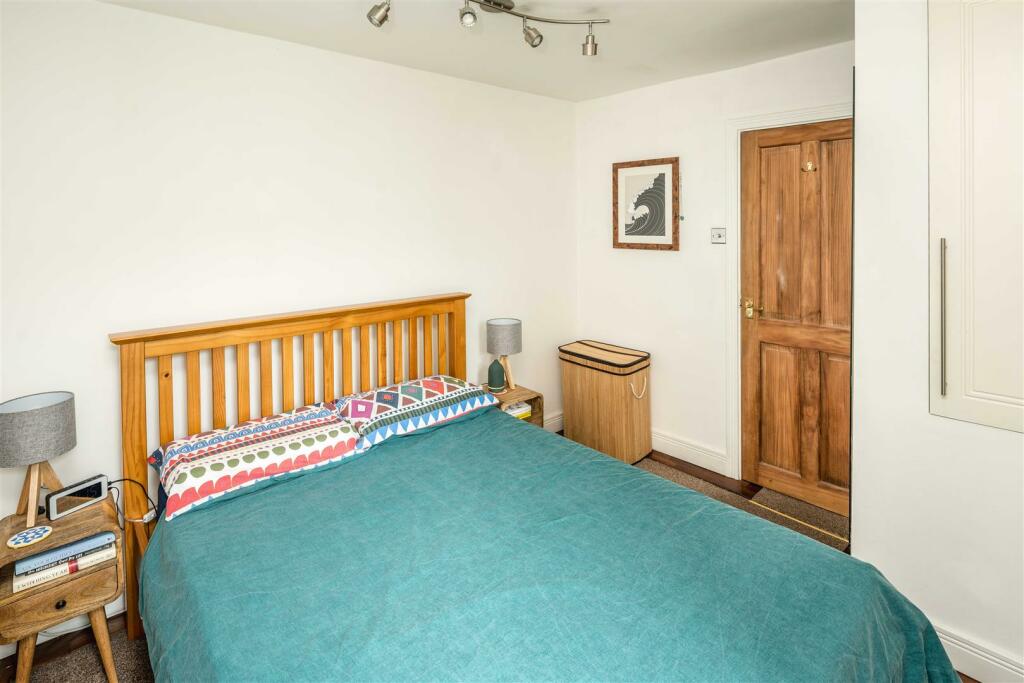 Master bedroom 2.jpeg