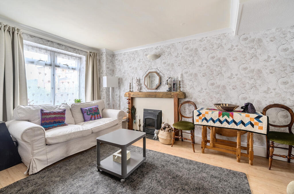 1344126-5-68ada37...