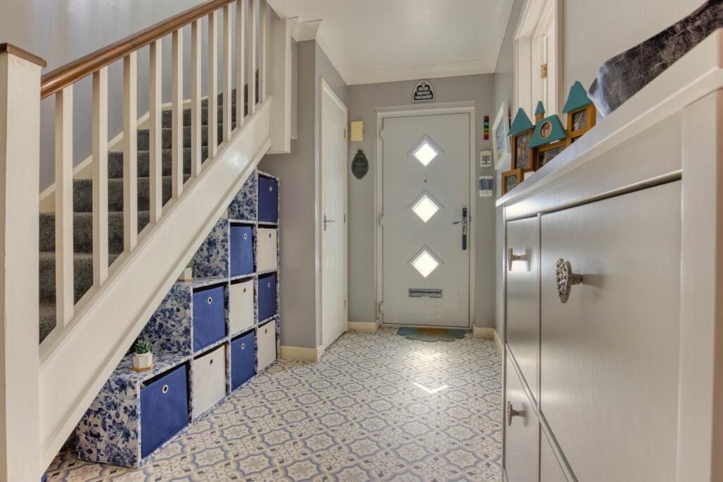 Ewemove Taunton Priory Park (13)