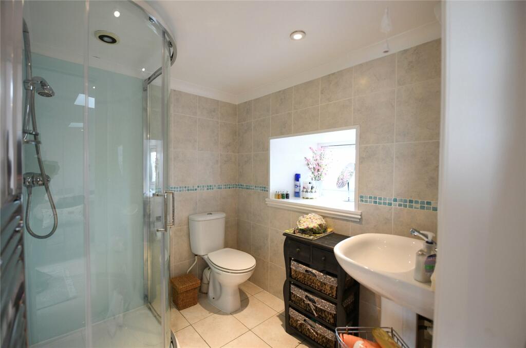 En-Suite Shower