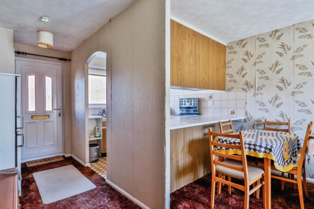 Hallway/Dining Area