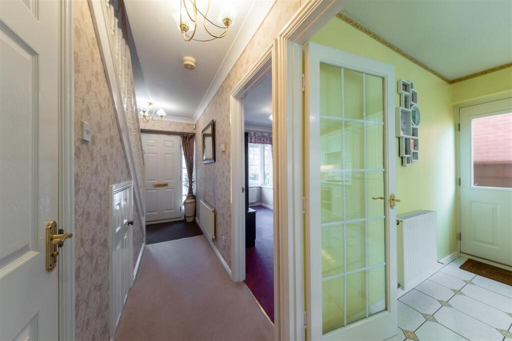10 Knightsbridge Avenue-015.jpg