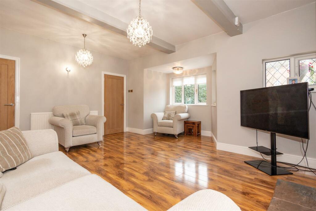 Lounge Aspect 3.jpg