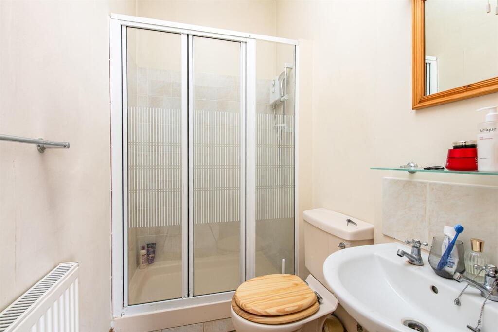 Bedroom1_Ensuite.jpg
