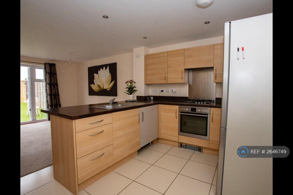 Spacious Kitchen With Dishwasher