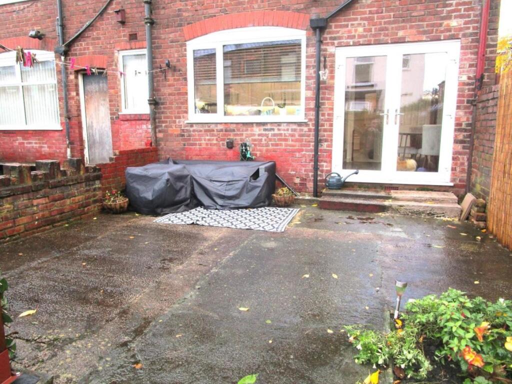 BeechSt1yard2.jpg