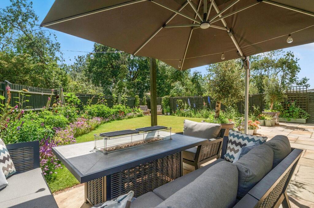 1315415-12-685eb3...