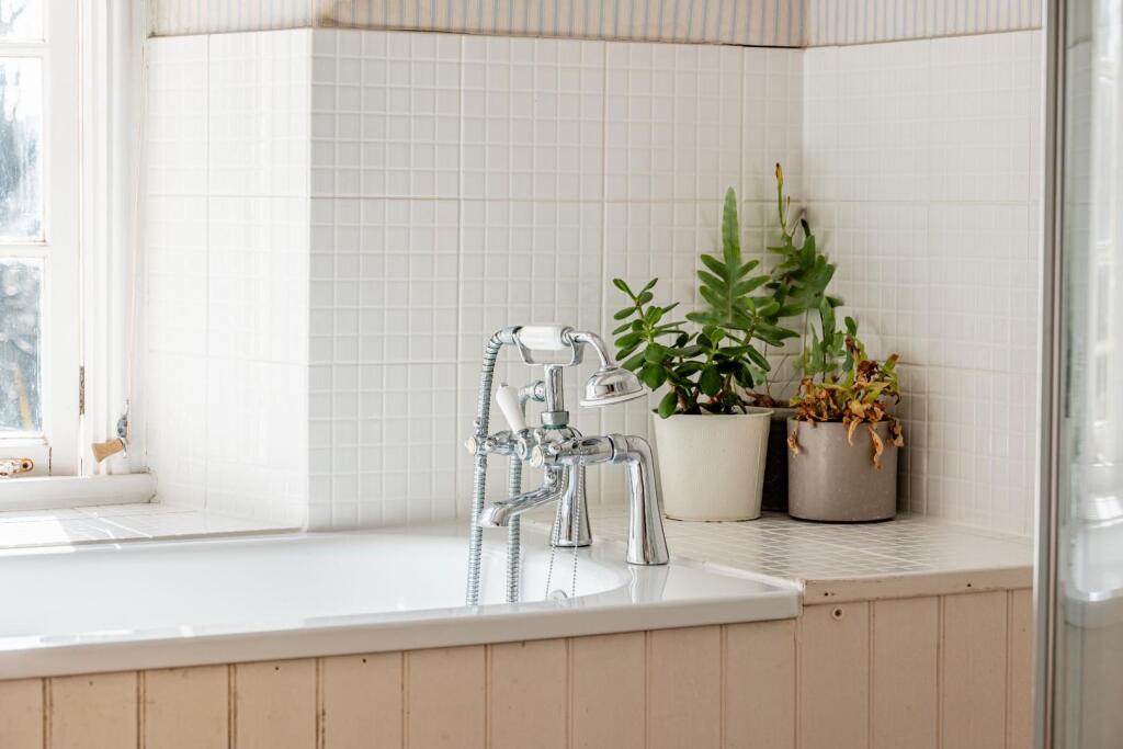 Quoin Cottage Harts Lane Biddestone Chippenham - B