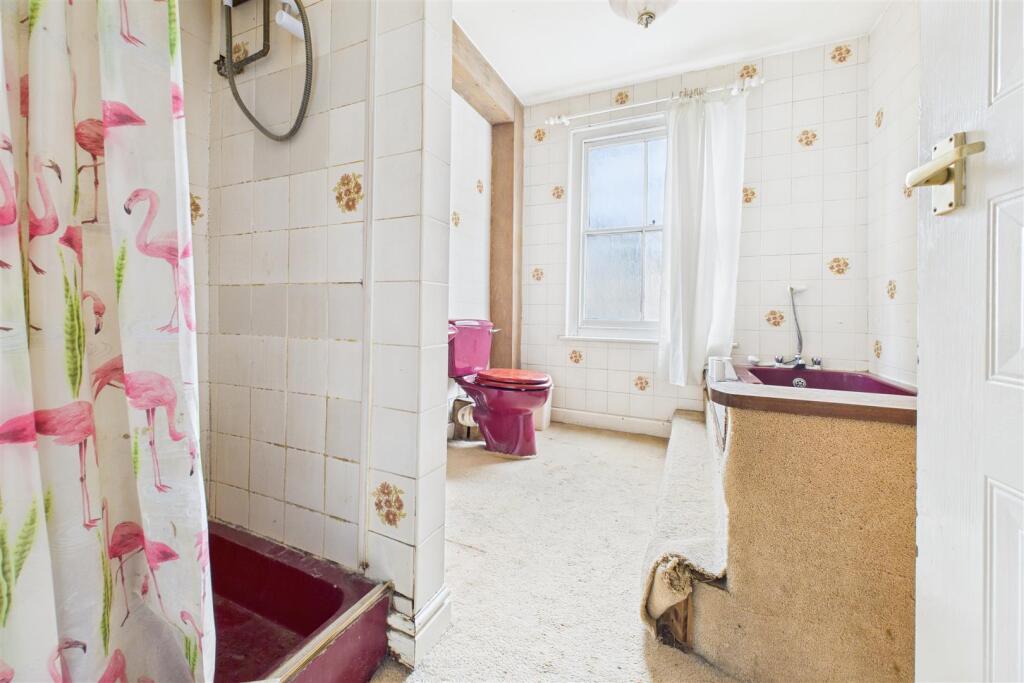 51 Benedict Street, Glastonbury, Somerset BA6 9NB 