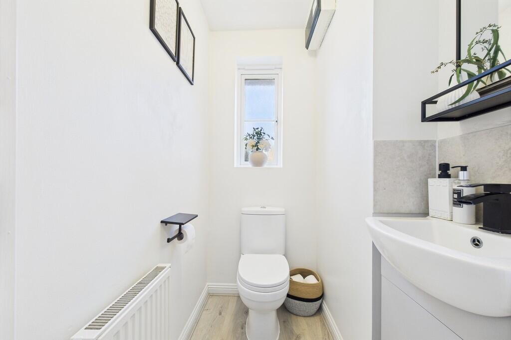 CAM01085G0-PR0573...