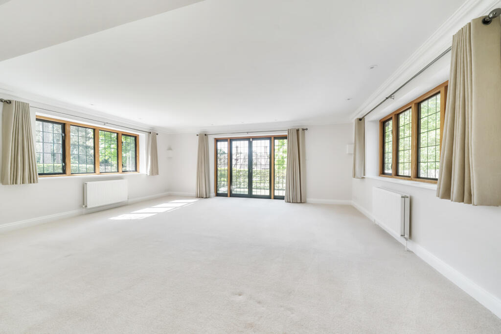 1302303-11-683b03...