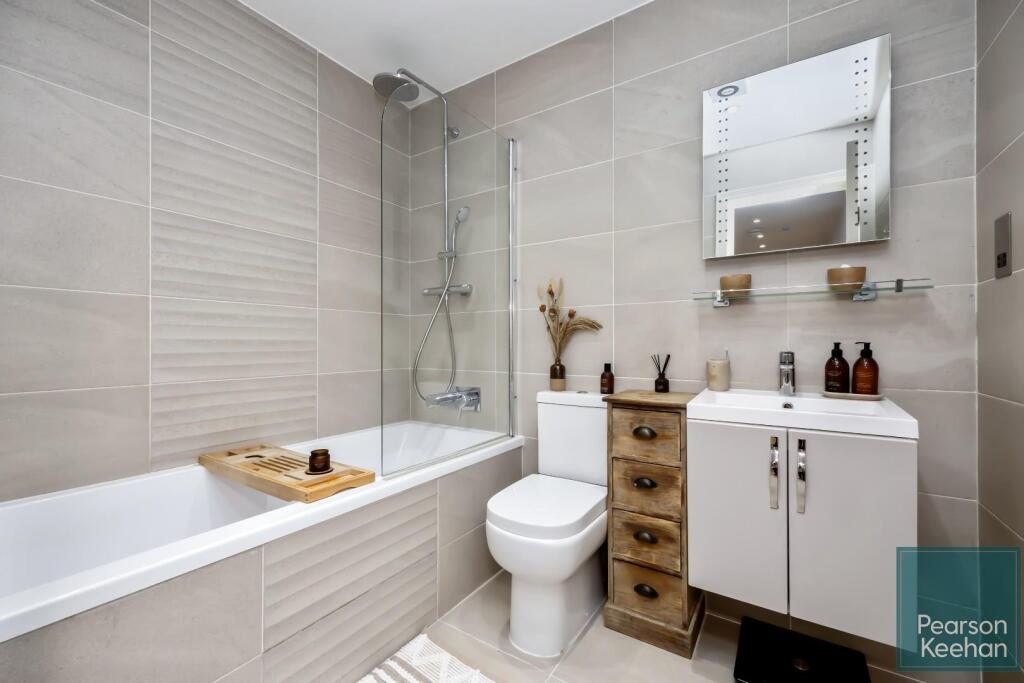 1A Stoneham Lofts, Flat 3-010.jpg