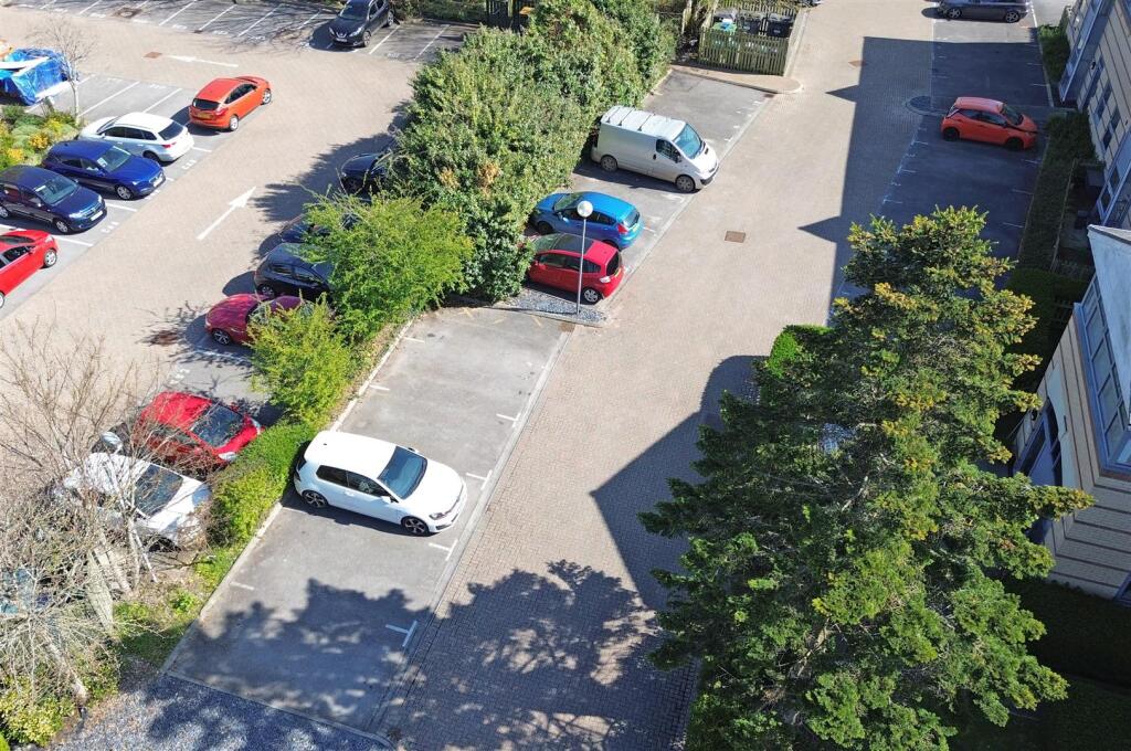 2 - Parking Spaces for Auction, Worle.JPG