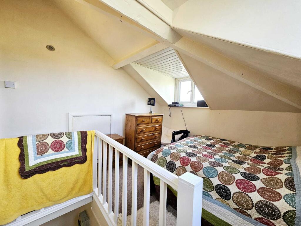 d04a292d-df09-46de-8ce5-a5e3a8344dd2