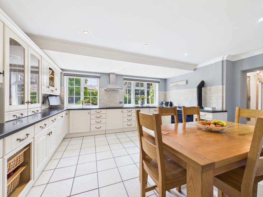 breakfast/kitchen