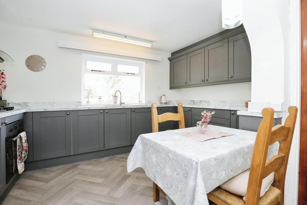 Breakfast Kitchen