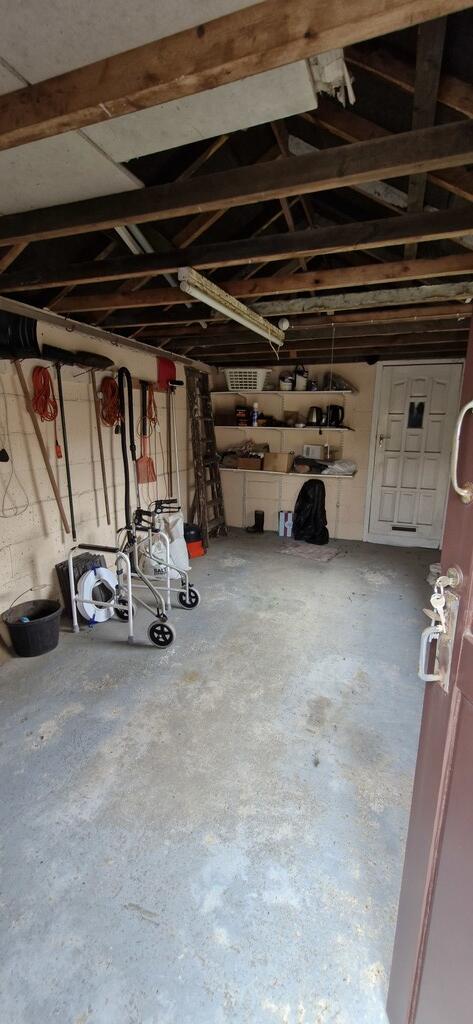 garage 12 westmin...