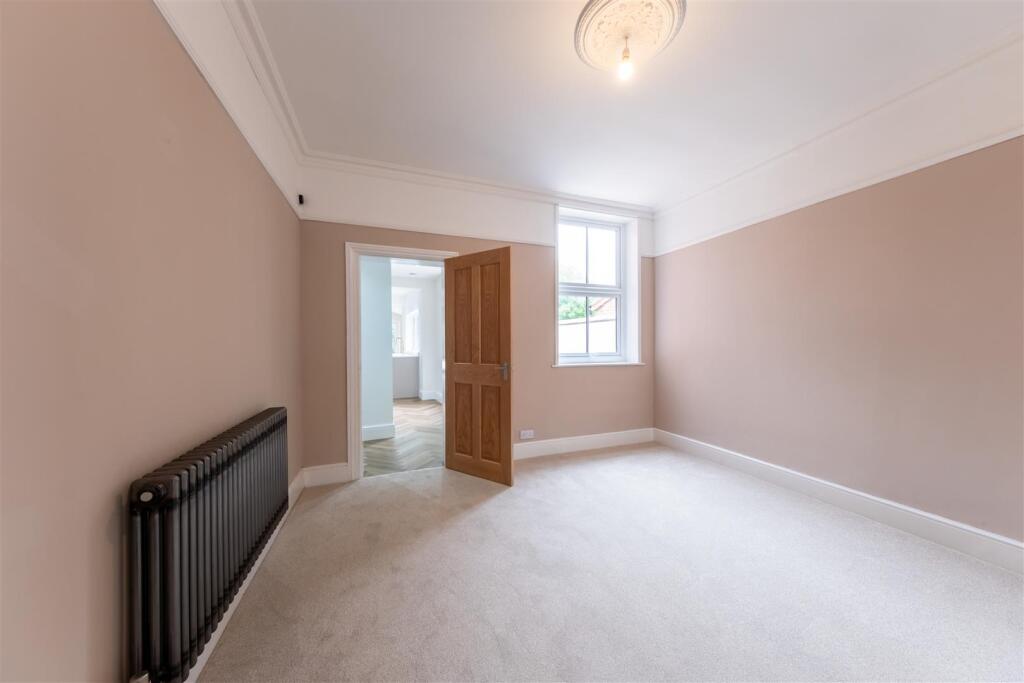 64 The Crescent-018.jpg