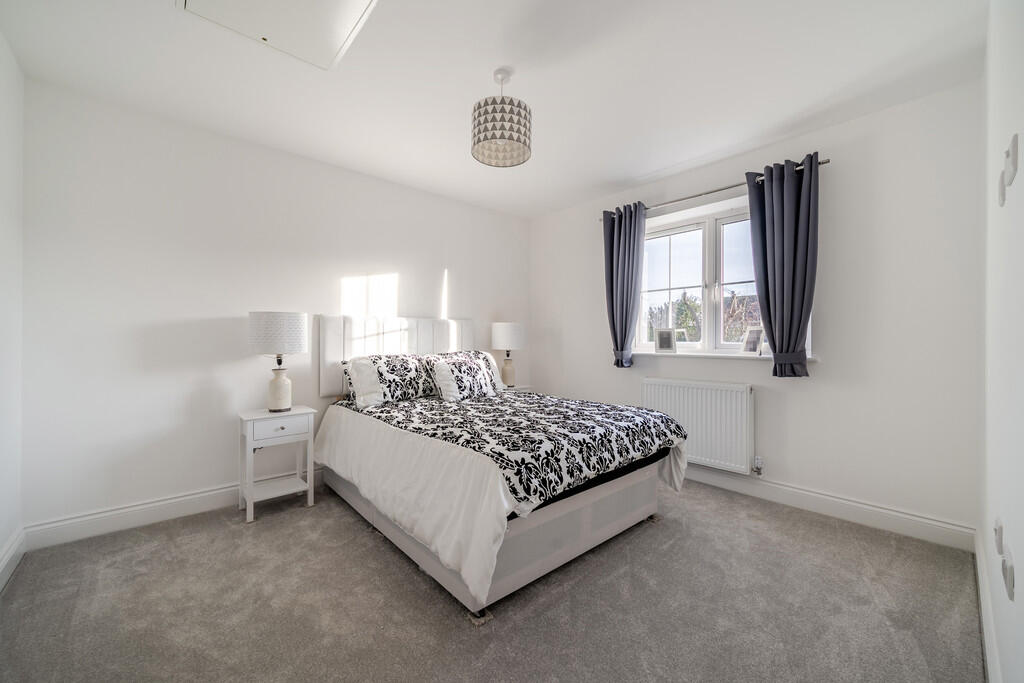 Storrington - superb new home