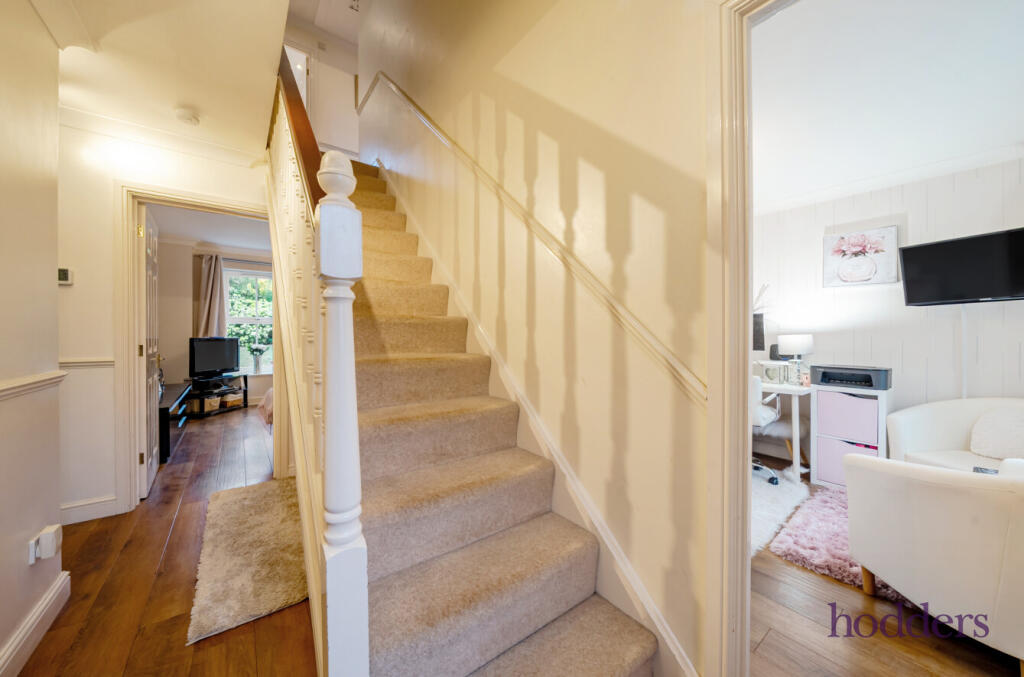 955979d2-d9a2-40f...