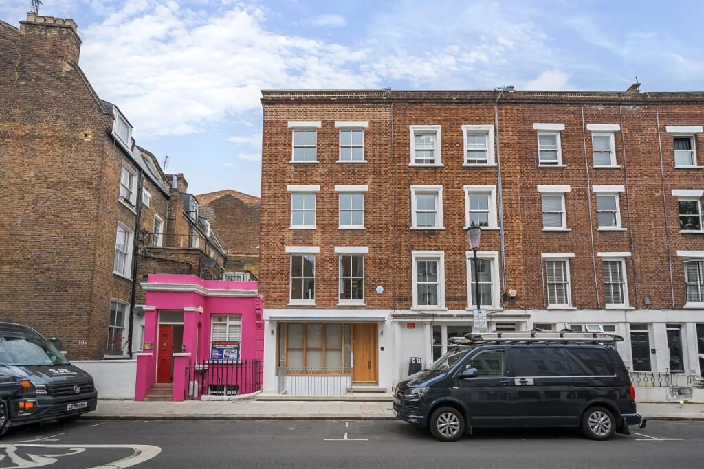 1297913-154-682ae...