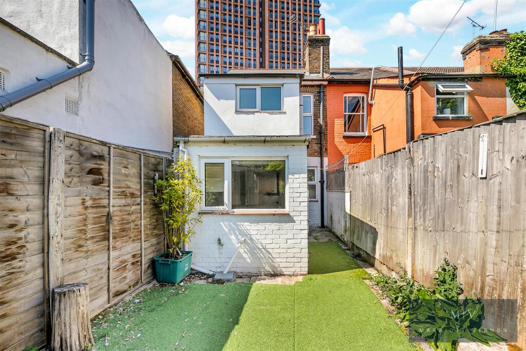 Sheldon Street 13 MV-8.jpg