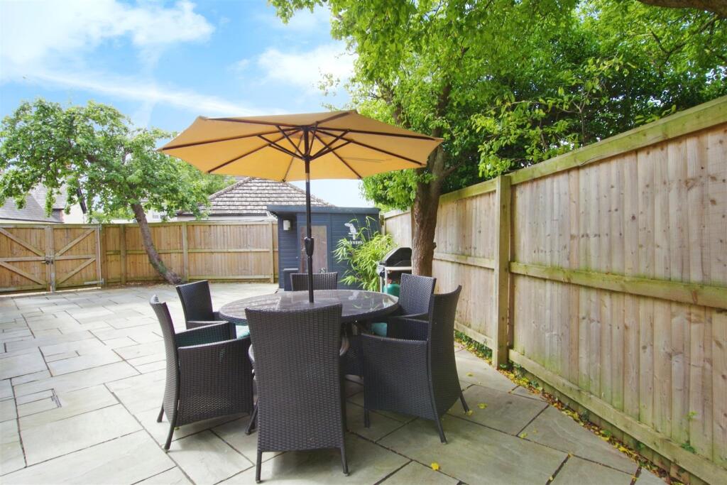 Side &amp; Rear Garden