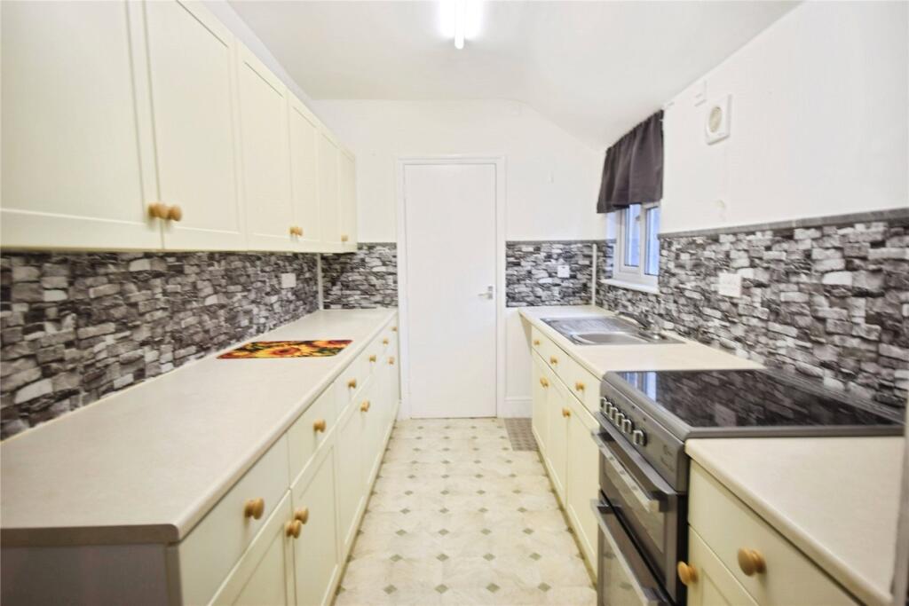 Flat 2 Kitchen