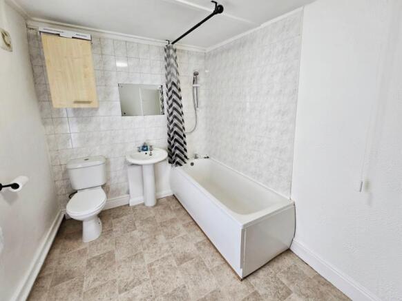 Bathroom.jpeg