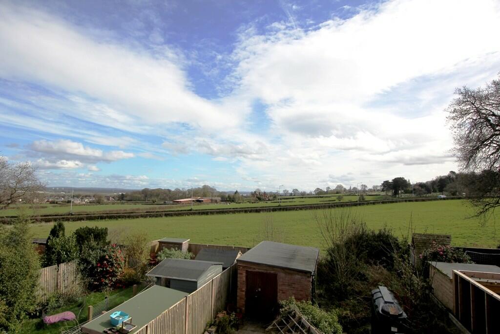 3-bed detached ho...