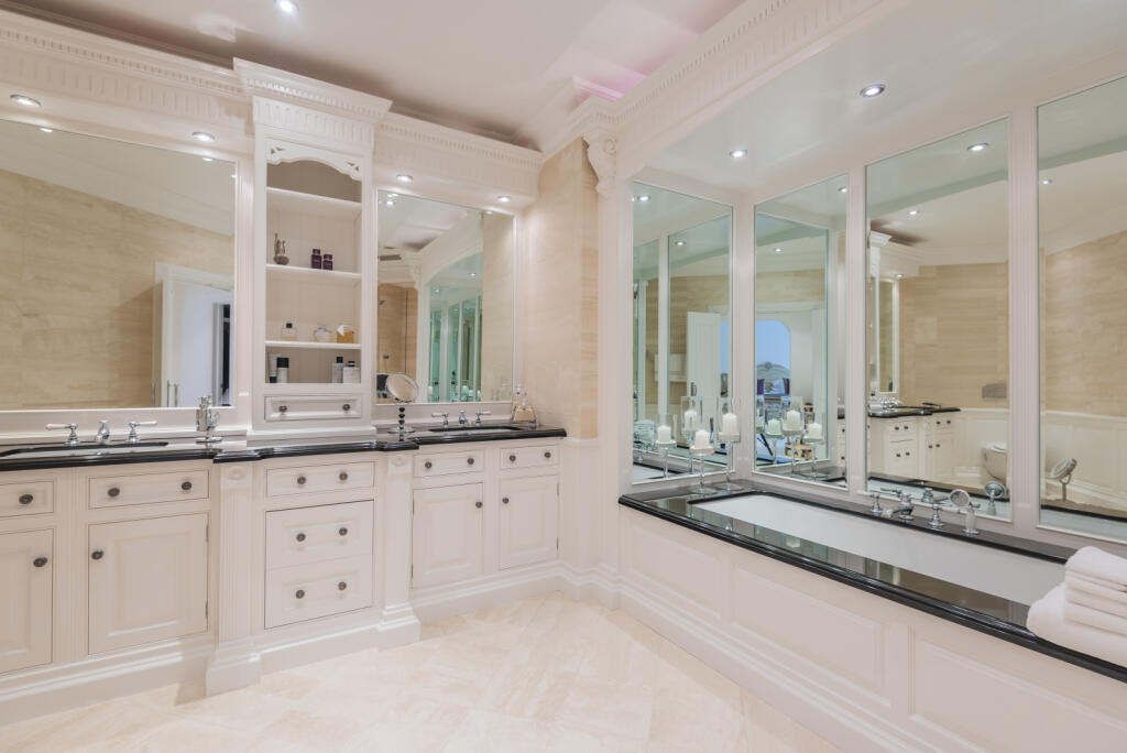 Prinicpal En Suite