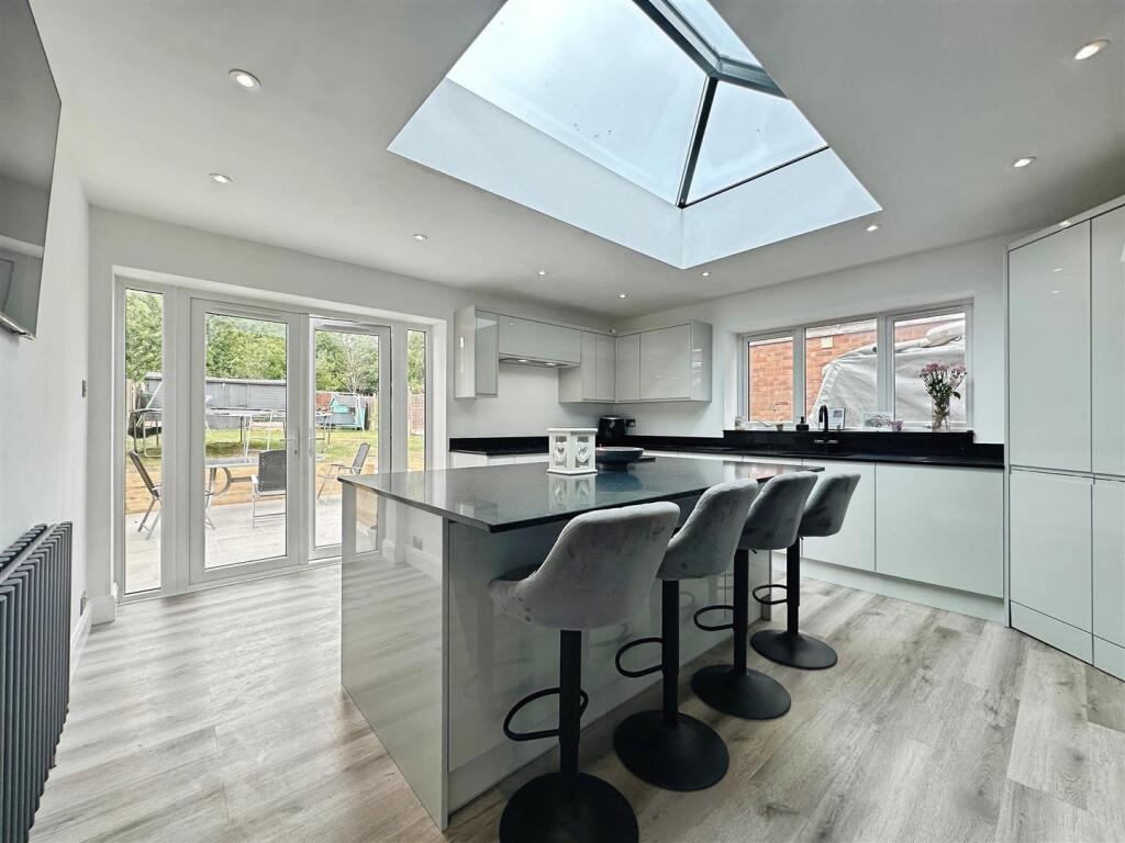 d85b2239--4BC3-9B29-847FDB478ECB-36581-00002981DF4