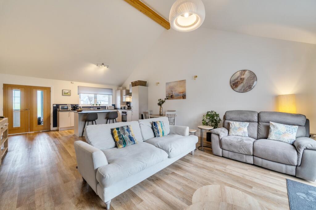 1365784-12-68f2064b64f9a