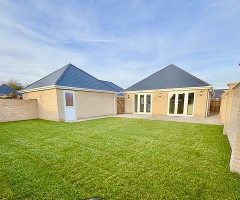 example rear aspect (plot 9 shown)