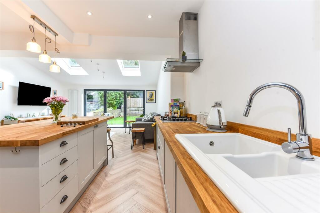 Kitchen / Diner