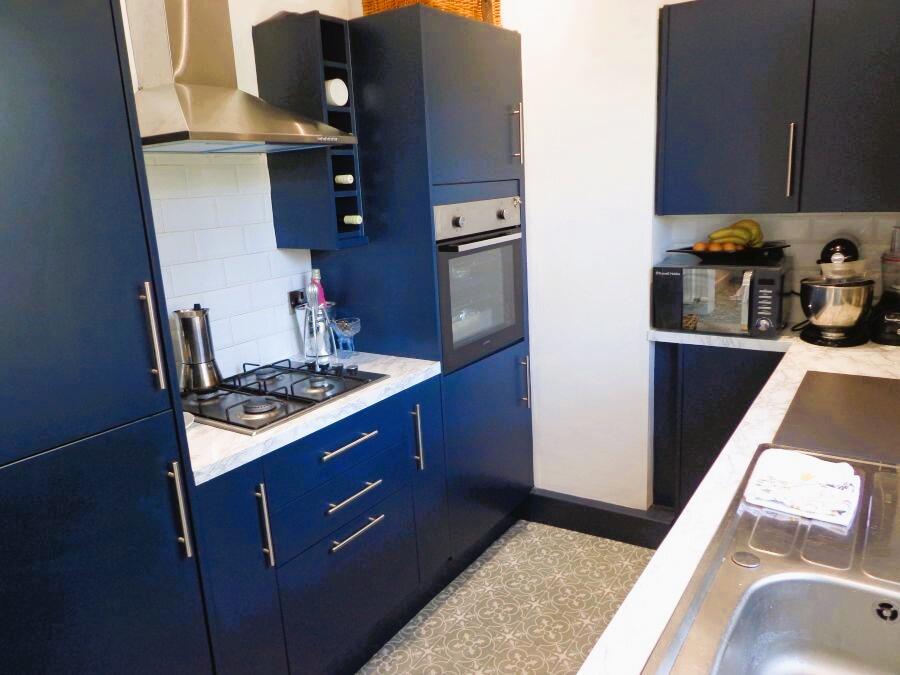 KITCHEN / DINNER