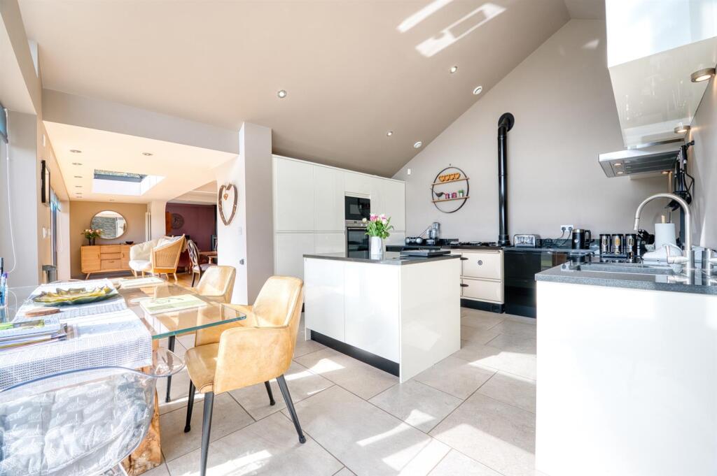 Kitchen towards Sitting Room.jpg