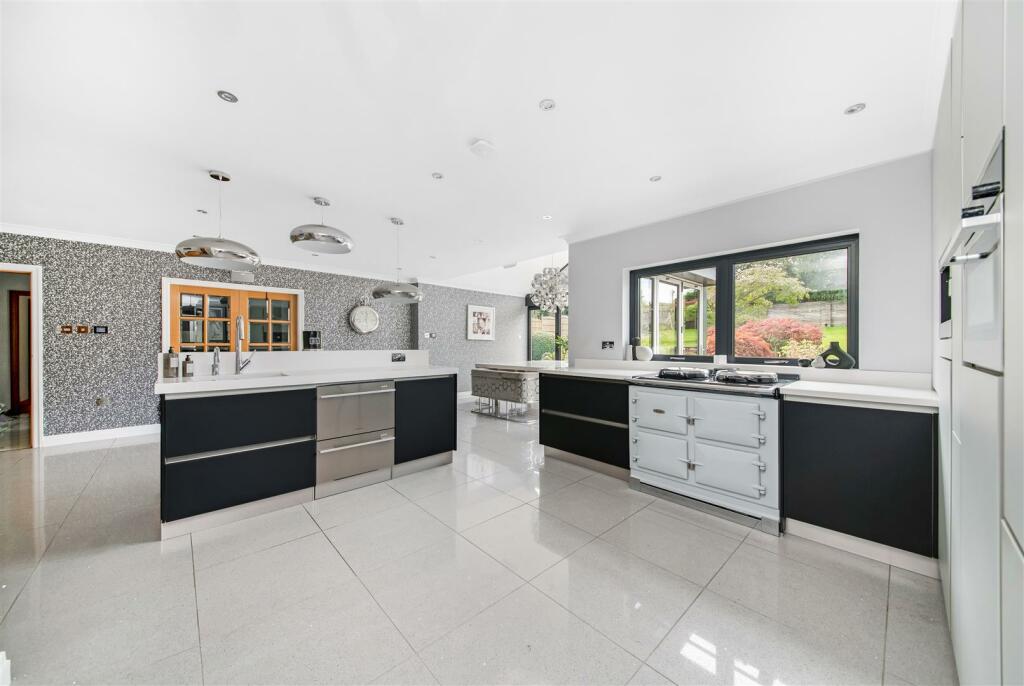 DINING / LIVING / KITCHEN