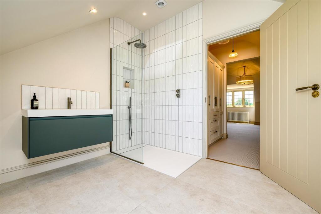 Leewood - Internal (18 of 40).jpg