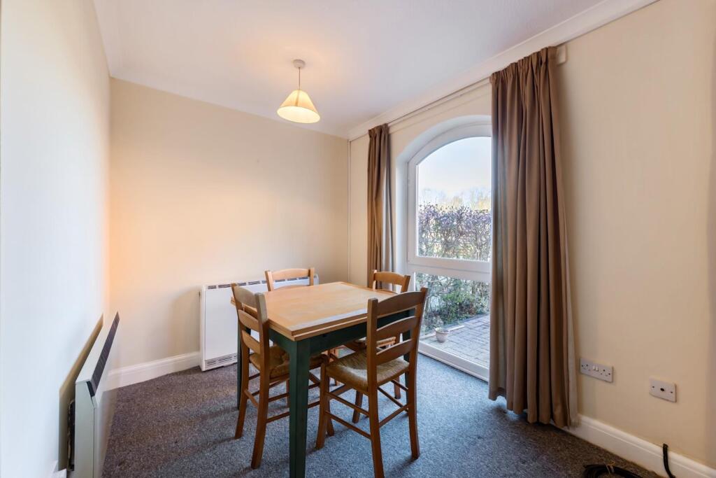 0C2A0025-HDR.jpg