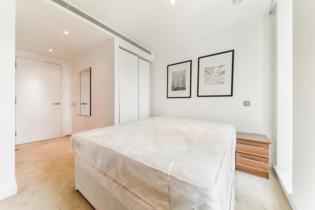 Bedroom, Pan Peninsu