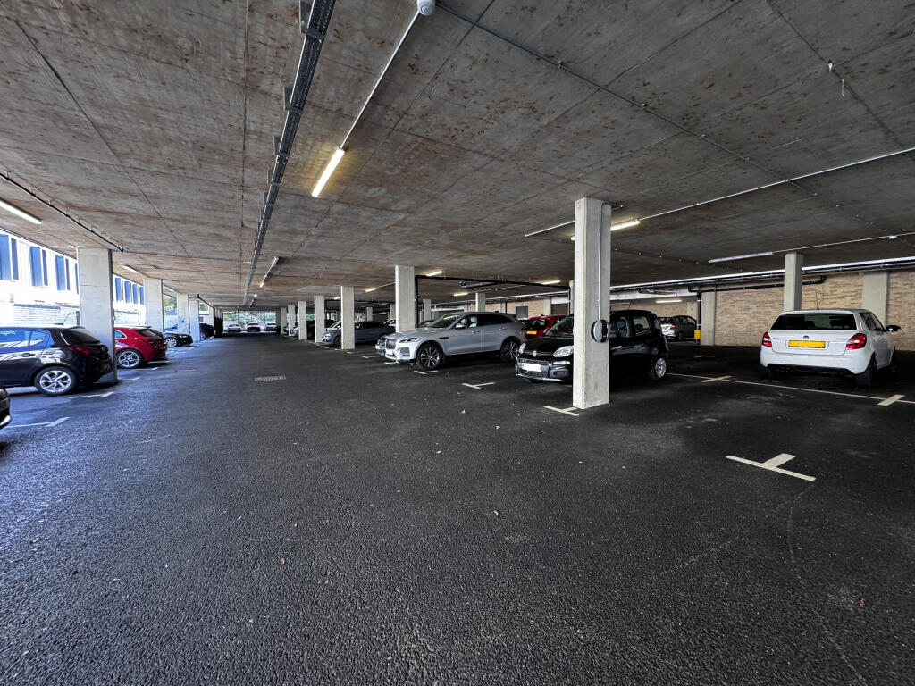 20250919_095849016_iOS