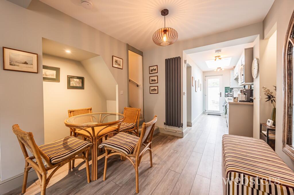 Sitting / Dining Room