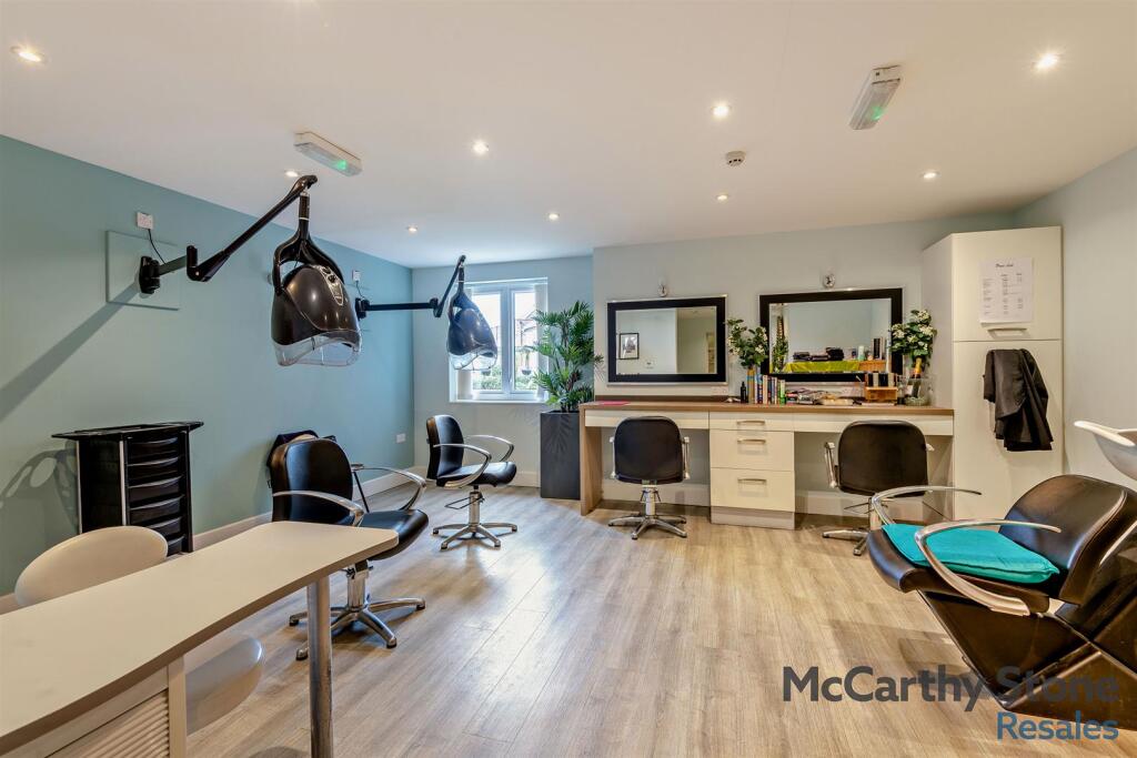 8637434-interior03-800.jpg