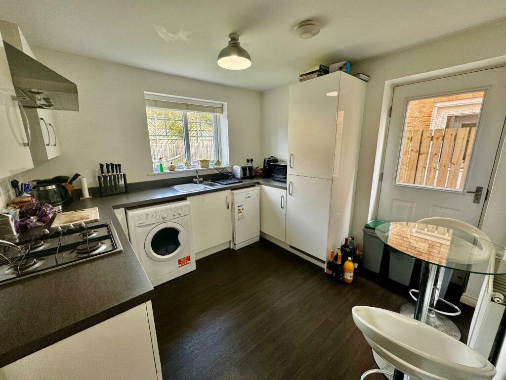 KITCHEN/BREAKFAST ROOM