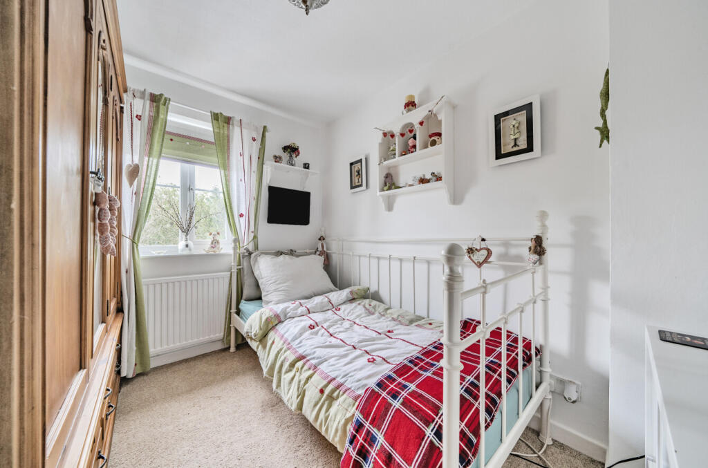BEDROOM 3
