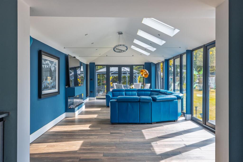 13 Chester Rd-22.jpg