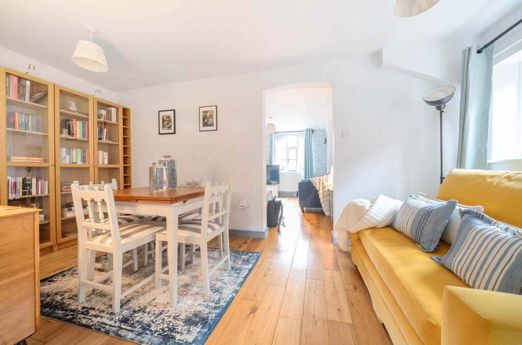 4-681cb90f395d8-1...