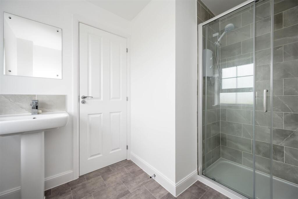 Ensuite Shower Room